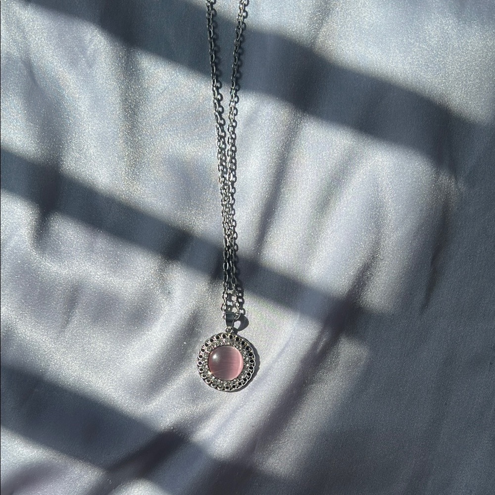 Elegant Silver Pink Eye Tiger Pendant Necklace